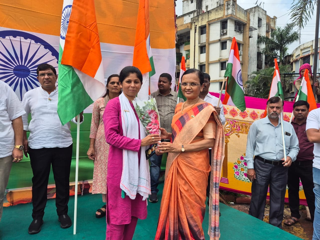 તા.૧૩/૦૮/૨૦૨૪ દરેક ઘરમાં ત્રિરંગો. આજે પલસાણા તાલુકાના ચલથાણ ગામે ભવ્ય તિરંગા યાત્રાનું આયોજન.